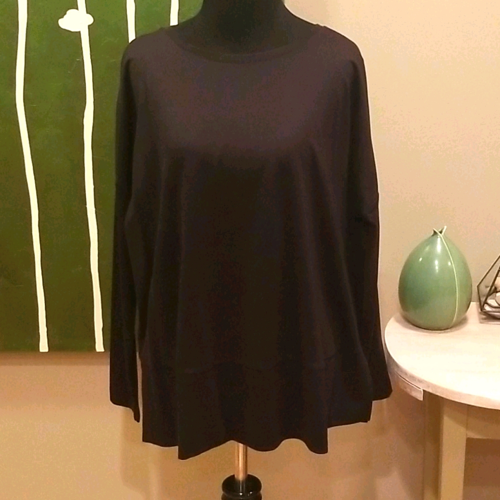 NWT Pullover crew neck shirt by Loft